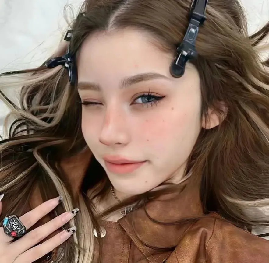 古城春色